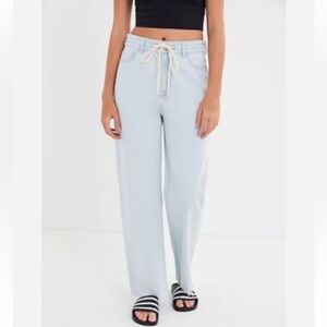 BDG Emerie Drawstring High Rise Wide Leg Jean Sz26